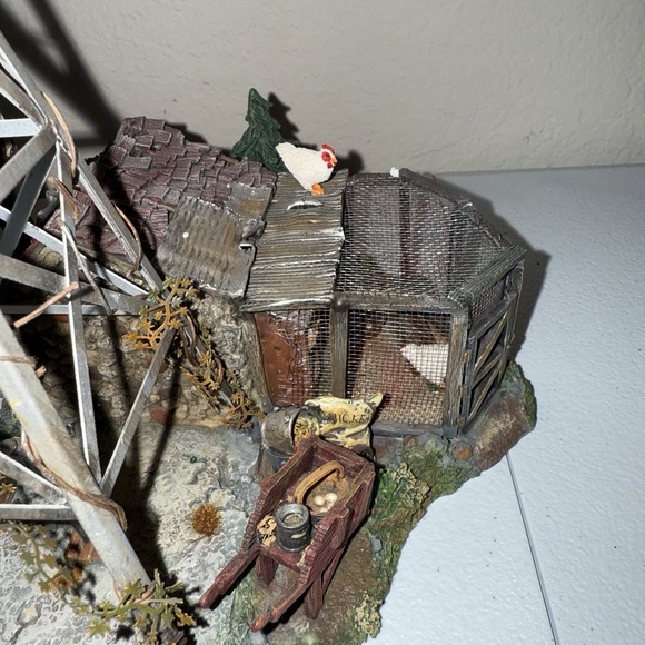 Dept. 56  Snow Village 2000 Buck's County Windmill By The Chicken Coop #56.52867 - Picture 3 of 9